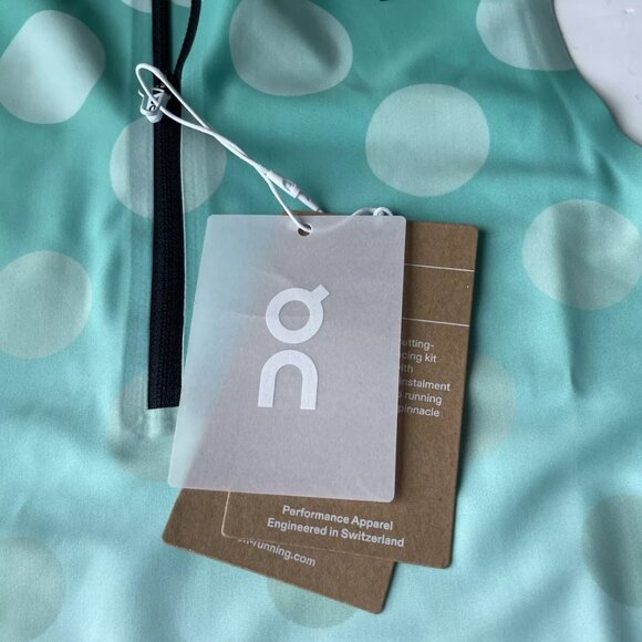 On Running Men's Race Suit Distance Track Racing One Piece Suit - new with tags - Picture 6 of 8